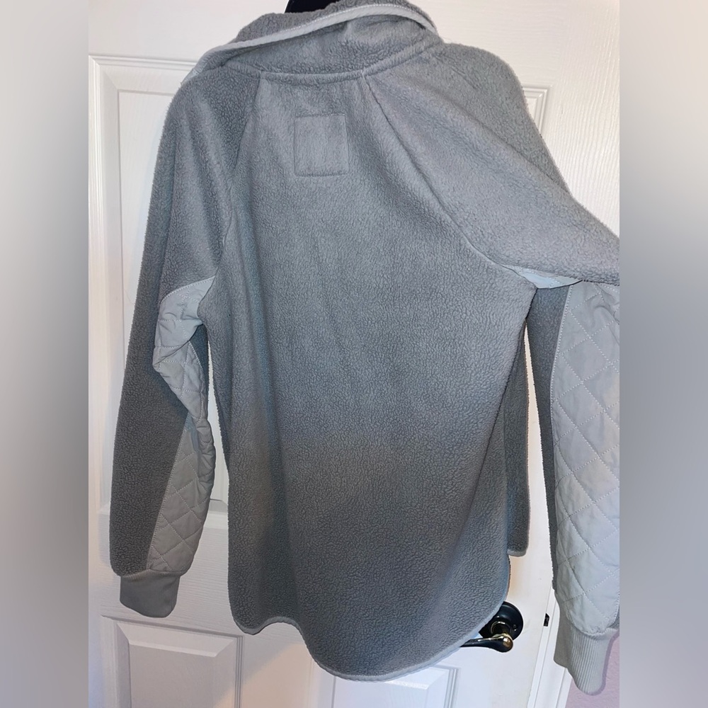 Grey Abercrombie and Fitch Polo Sweatshirt - Picture 8 of 8